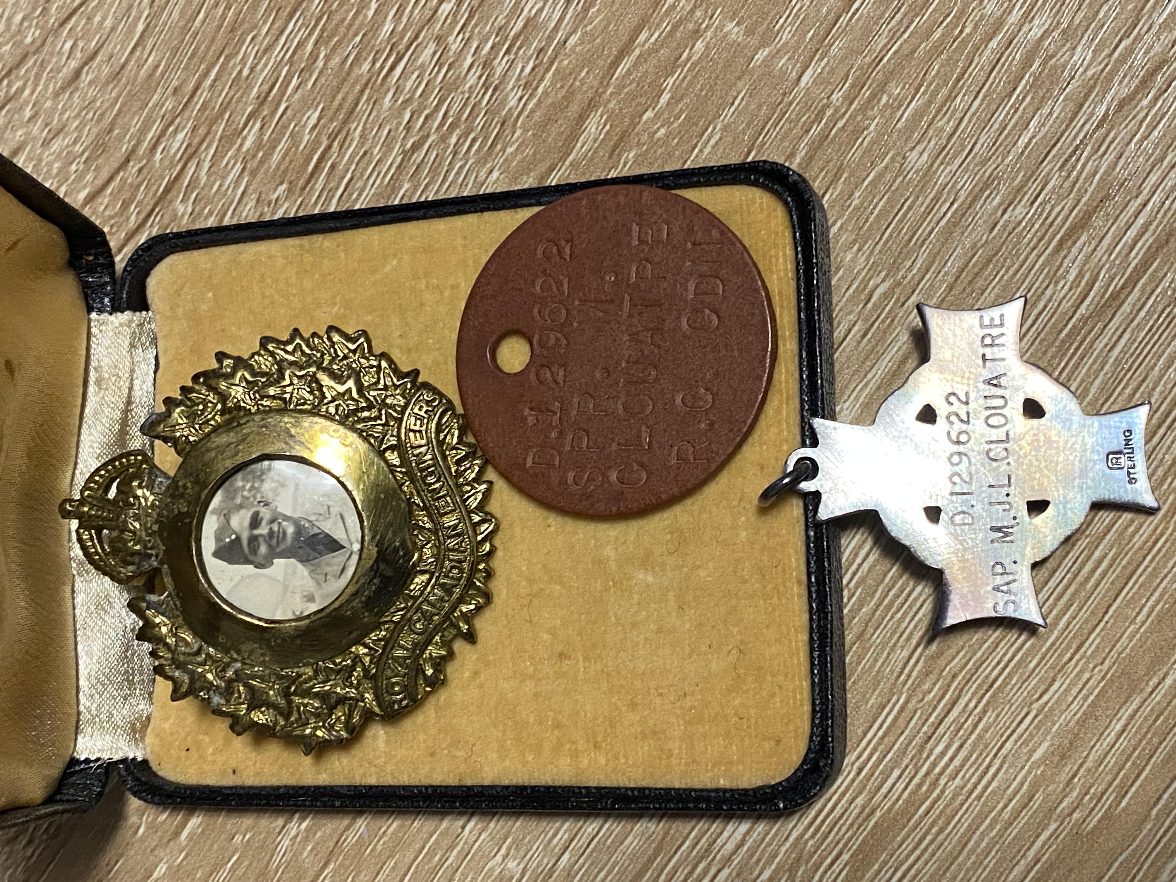 Cross of Sacrifice– Memorial cross, photo and ID tag
